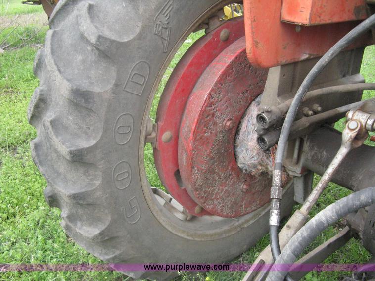 image for item A6184 Massey-Ferguson 180 tractor