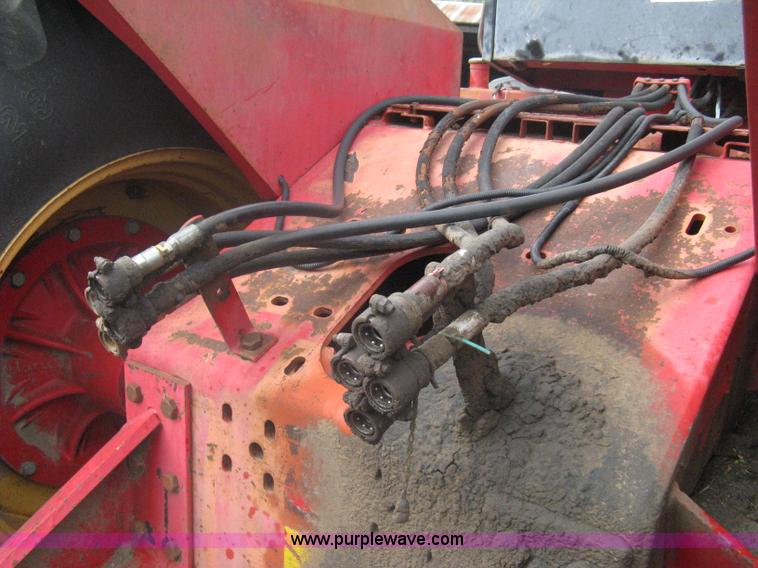 image for item A6198 1979 Versatile 875 4WD tractor