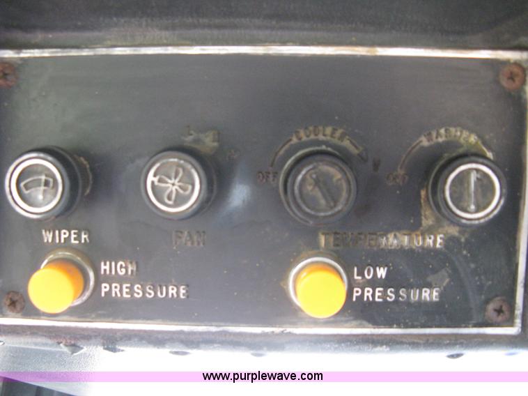 image for item A6198 1979 Versatile 875 4WD tractor