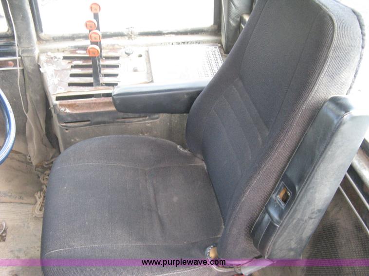 image for item A6198 1979 Versatile 875 4WD tractor