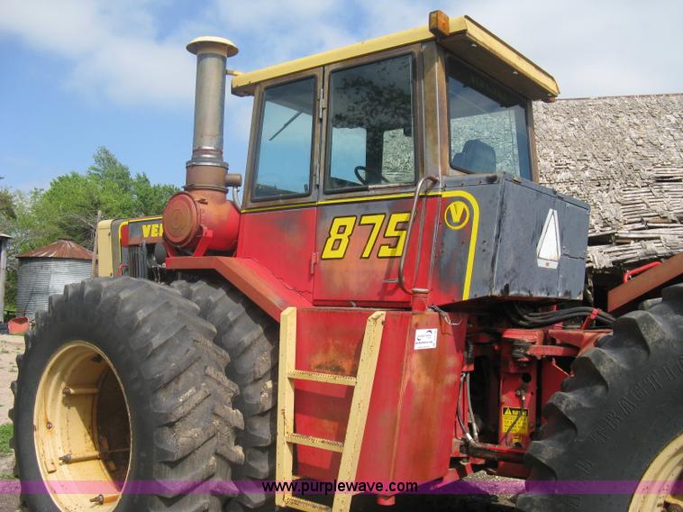 image for item A6198 1979 Versatile 875 4WD tractor