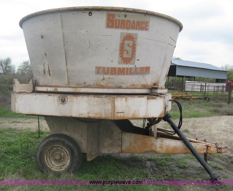 image for item A6210 Sundance 901 tub grinder