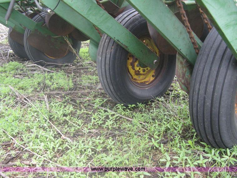 image for item A6219 John Deere 7000 six row planter