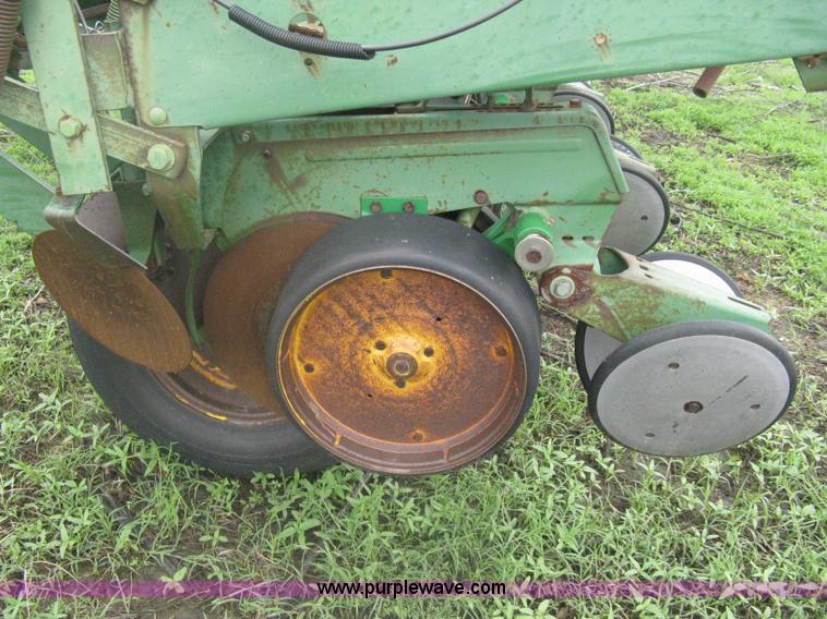 image for item A6219 John Deere 7000 six row planter