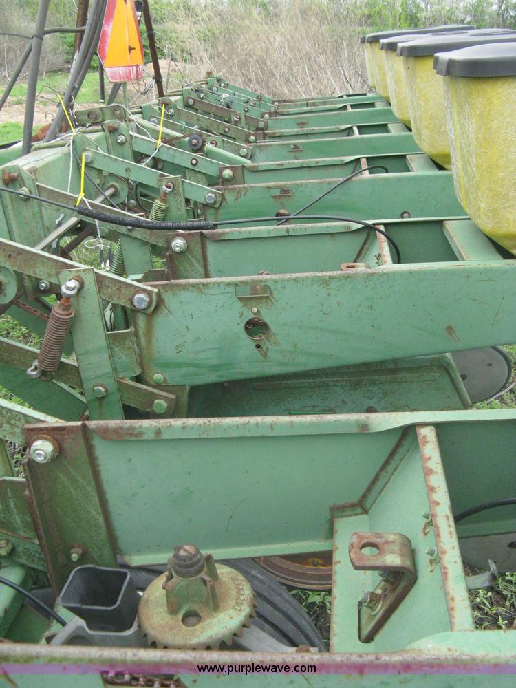 image for item A6219 John Deere 7000 six row planter