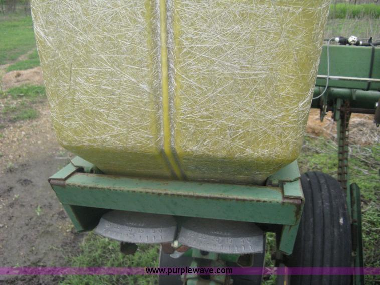 image for item A6219 John Deere 7000 six row planter