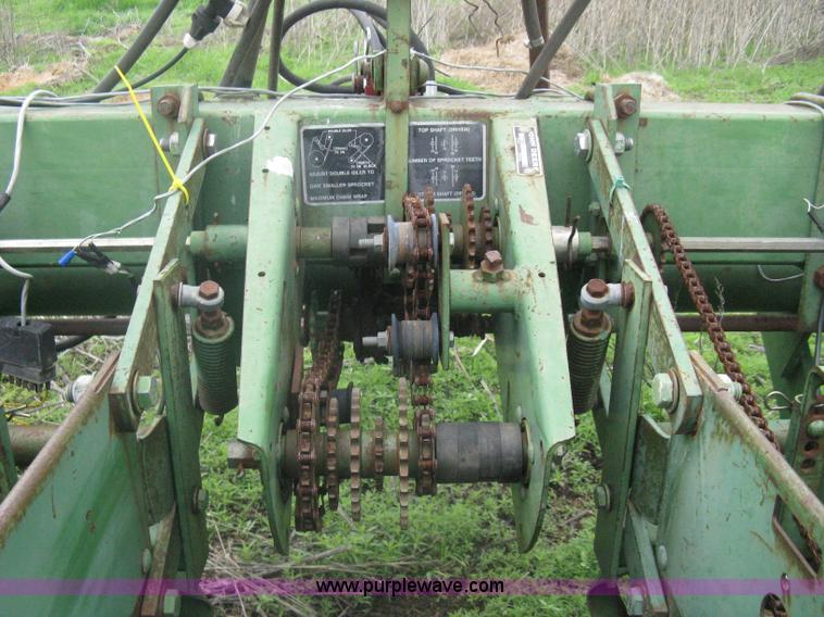 image for item A6219 John Deere 7000 six row planter