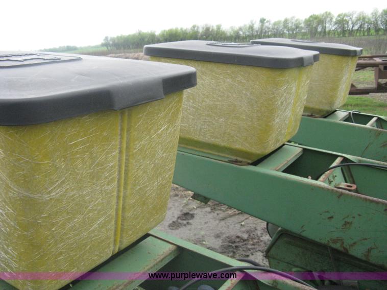 image for item A6219 John Deere 7000 six row planter