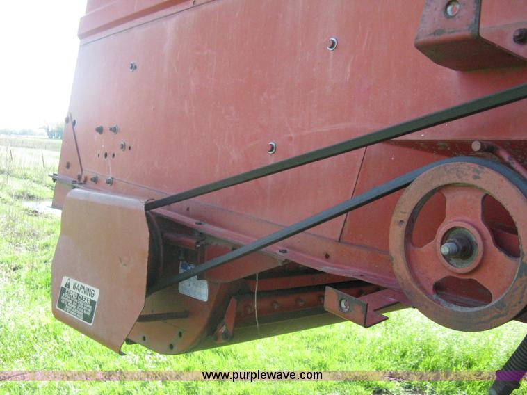 image for item A6225 Massey-Ferguson 750 combine