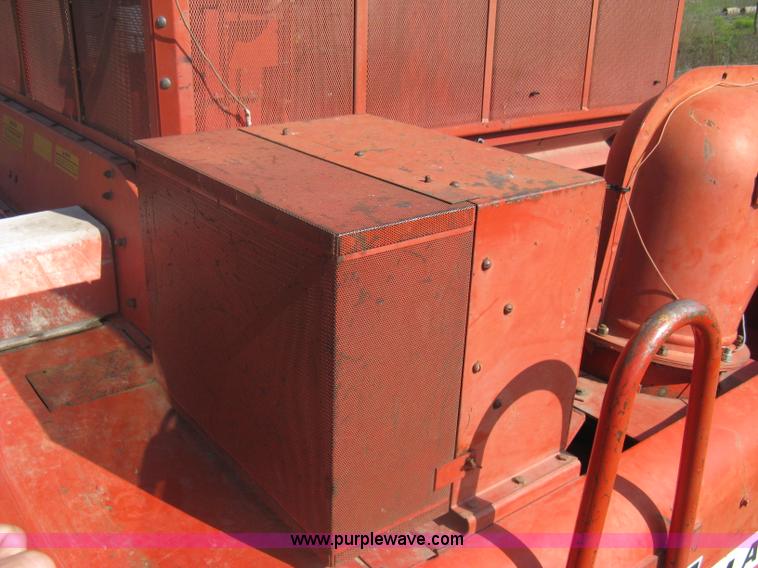 image for item A6225 Massey-Ferguson 750 combine