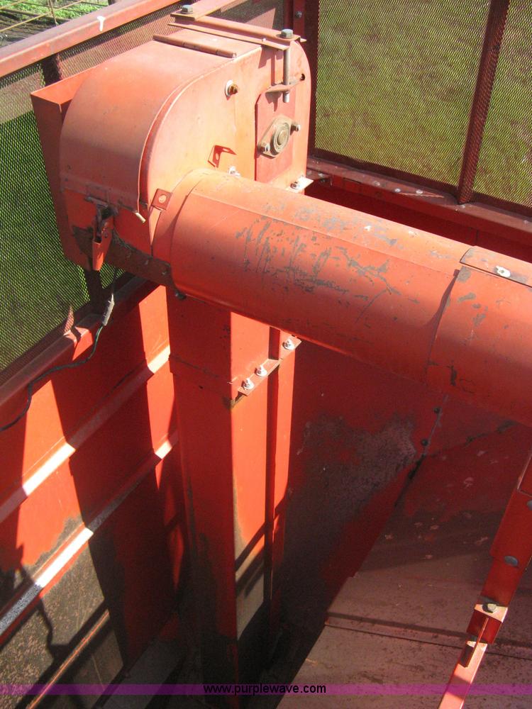 image for item A6225 Massey-Ferguson 750 combine