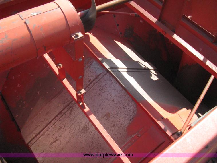 image for item A6225 Massey-Ferguson 750 combine