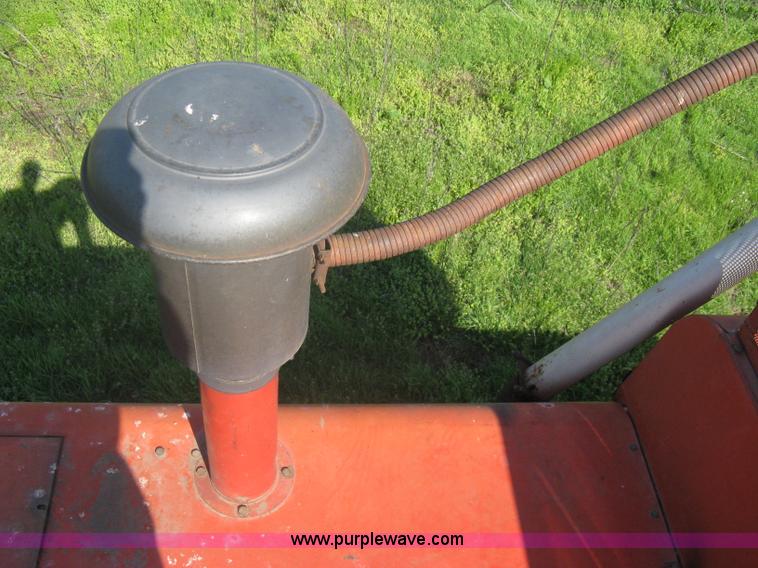 image for item A6225 Massey-Ferguson 750 combine