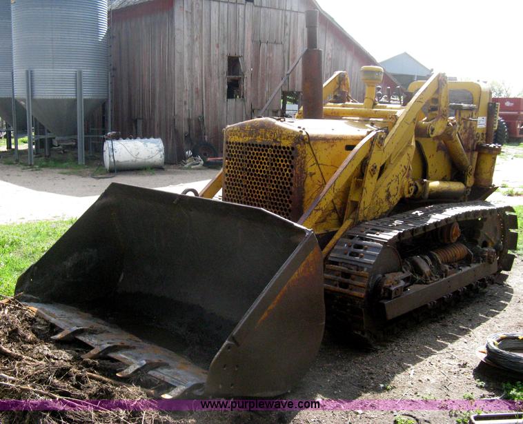 image for item A6239 Caterpillar 933 track loader