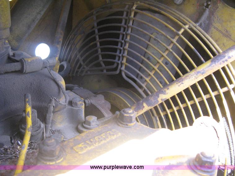 image for item A6239 Caterpillar 933 track loader