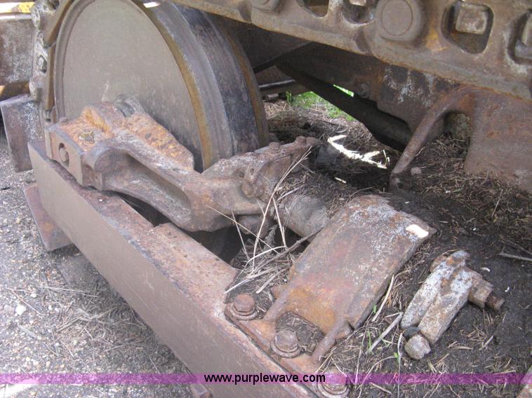 image for item A6239 Caterpillar 933 track loader