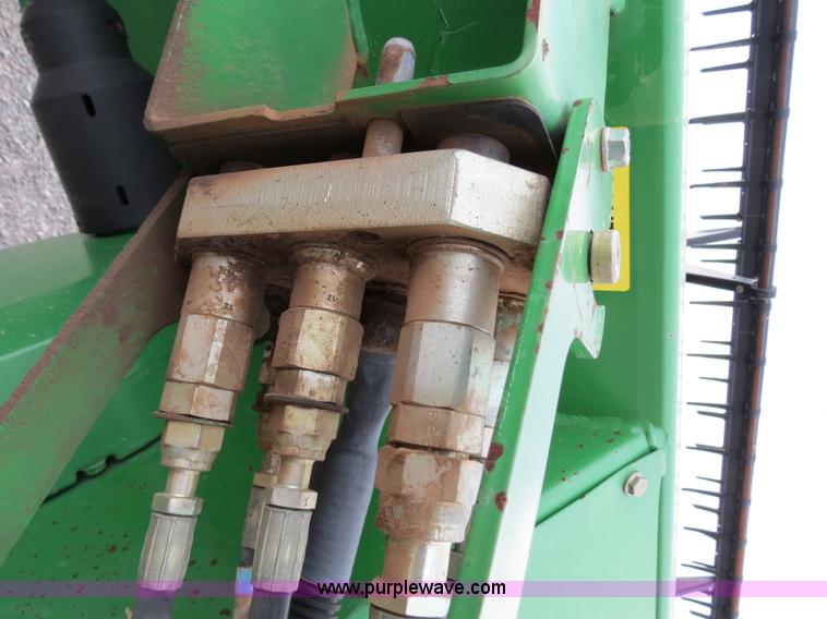 image for item B2287 2000 John Deere 936D 36' draper head