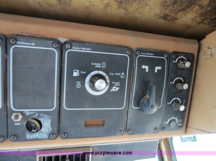 image for item B2318 1983 Gleaner N6 Series Three Combine