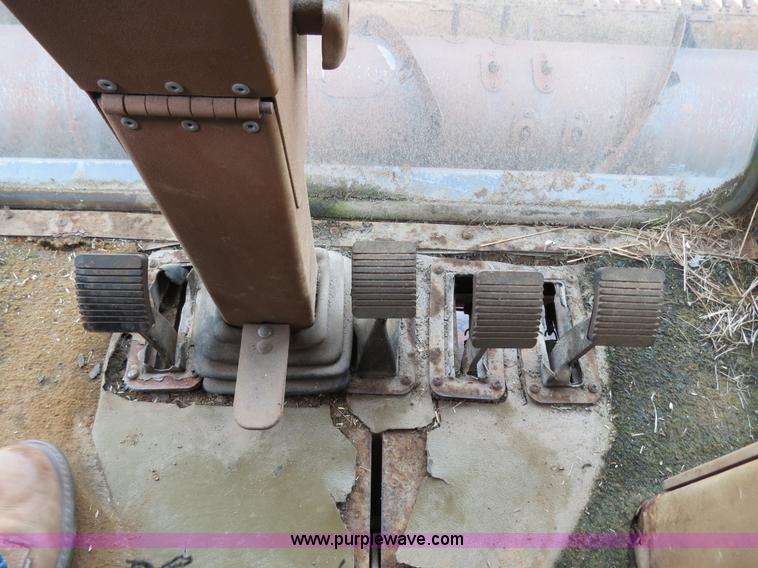 image for item B2318 1983 Gleaner N6 Series Three Combine