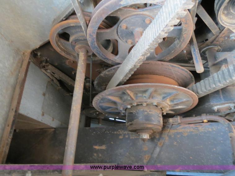 image for item B2318 1983 Gleaner N6 Series Three Combine