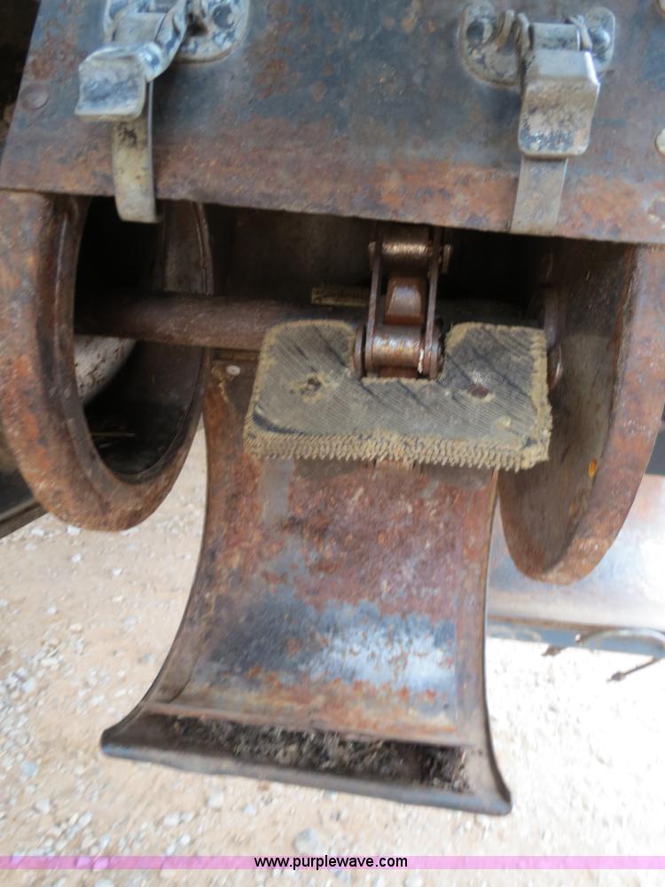 image for item B2318 1983 Gleaner N6 Series Three Combine