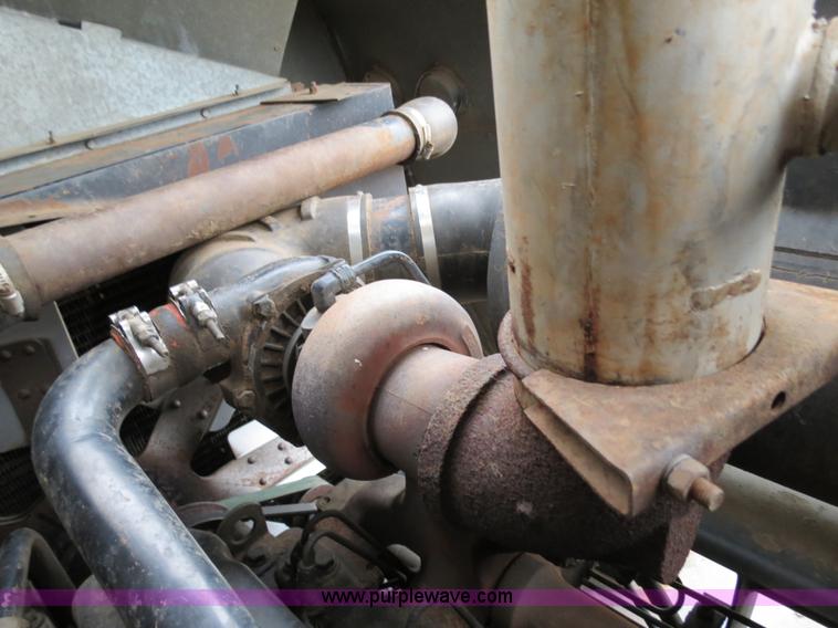 image for item B2318 1983 Gleaner N6 Series Three Combine