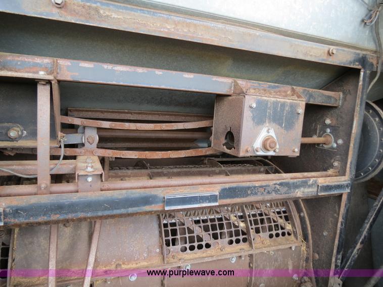 image for item B2318 1983 Gleaner N6 Series Three Combine