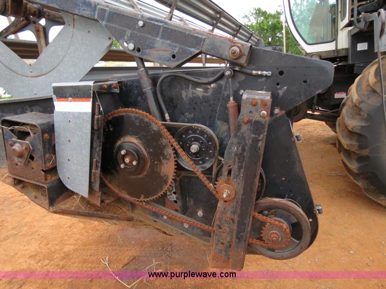 image for item B2318 1983 Gleaner N6 Series Three Combine