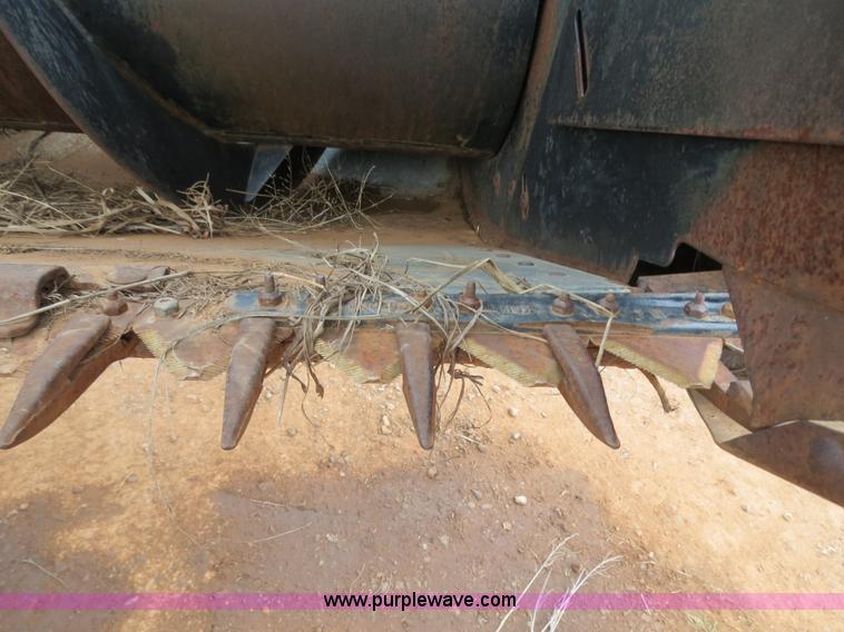 image for item B2318 1983 Gleaner N6 Series Three Combine