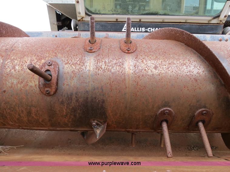 image for item B2318 1983 Gleaner N6 Series Three Combine