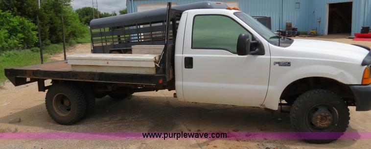 image for item B2321 1999 Ford F350 pickup truck