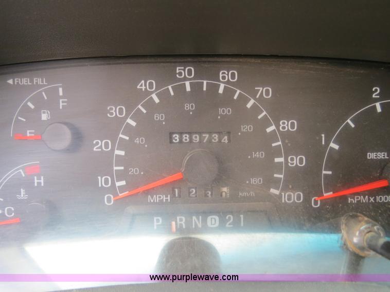 image for item B2321 1999 Ford F350 pickup truck