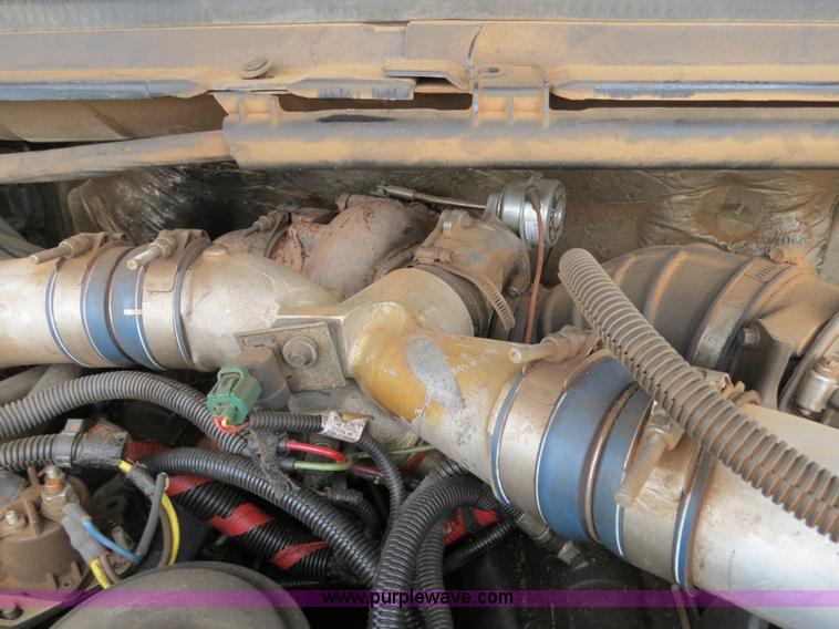 image for item B2321 1999 Ford F350 pickup truck