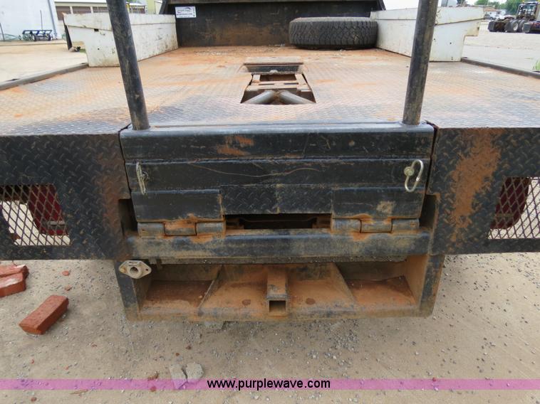 image for item B2321 1999 Ford F350 pickup truck