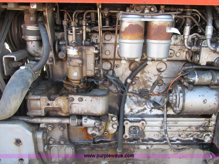 image for item B2631 1980 Massey-Ferguson 2705 tractor