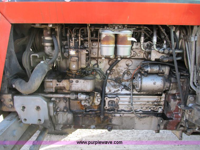 image for item B2631 1980 Massey-Ferguson 2705 tractor