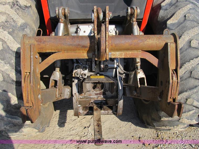 image for item B2631 1980 Massey-Ferguson 2705 tractor