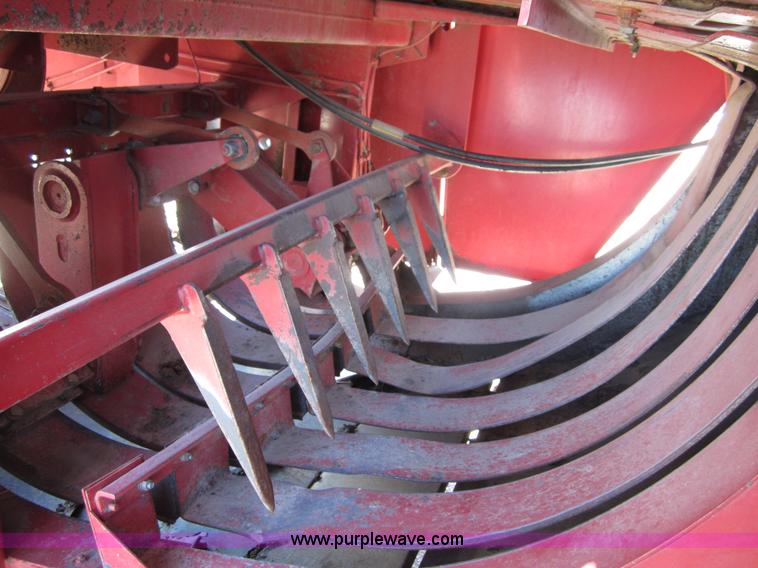 image for item B3185 1993 Case IH 8580 large square baler