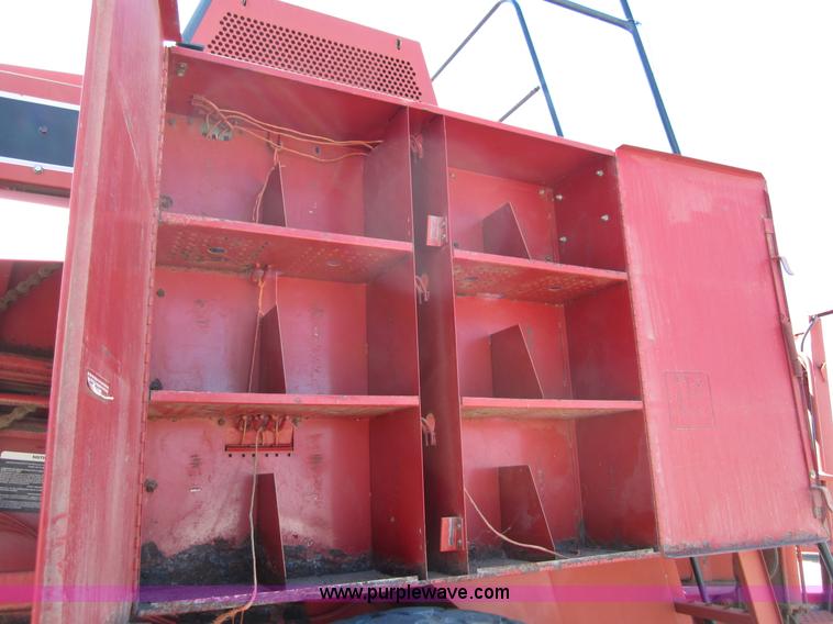 image for item B3185 1993 Case IH 8580 large square baler