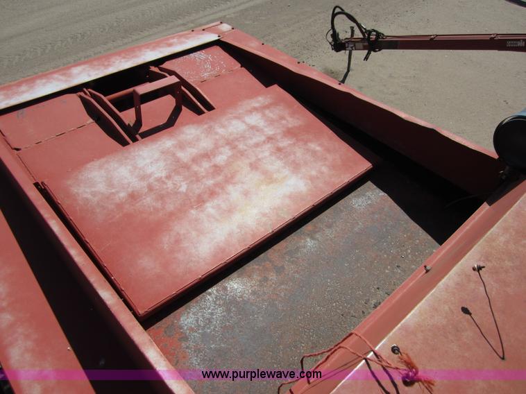 image for item B3185 1993 Case IH 8580 large square baler