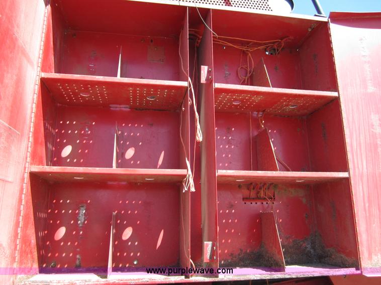 image for item B3185 1993 Case IH 8580 large square baler