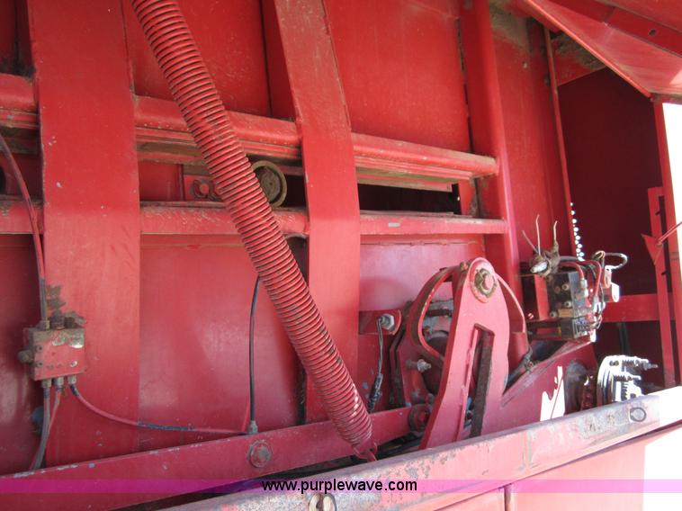 image for item B3185 1993 Case IH 8580 large square baler