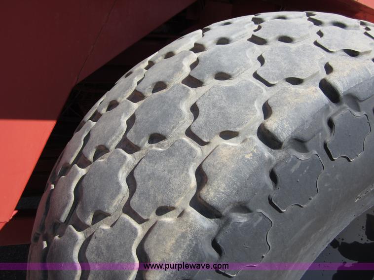 image for item B3185 1993 Case IH 8580 large square baler