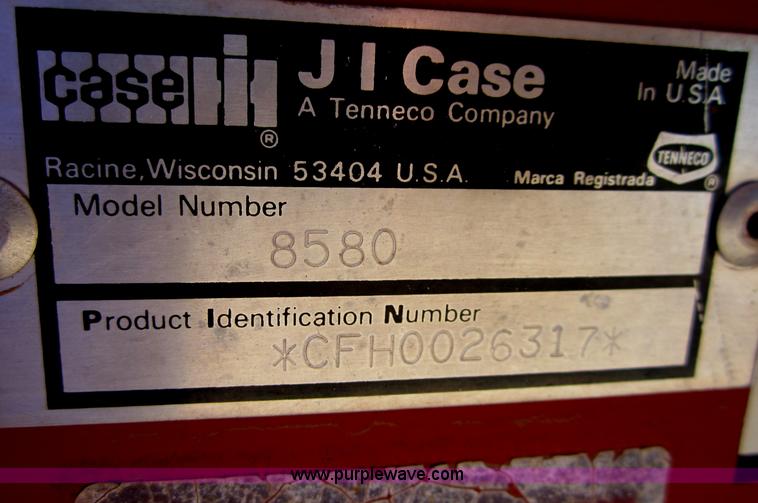 image for item B3185 1993 Case IH 8580 large square baler