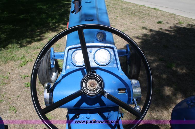 image for item B6519 1963 Ford 6000 tractor