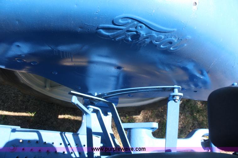 image for item B6519 1963 Ford 6000 tractor