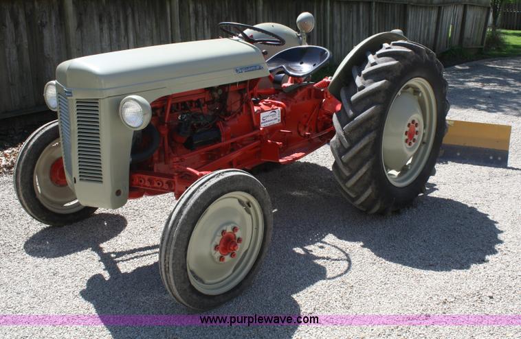 image for item B6520 1954 Ferguson 30 tractor