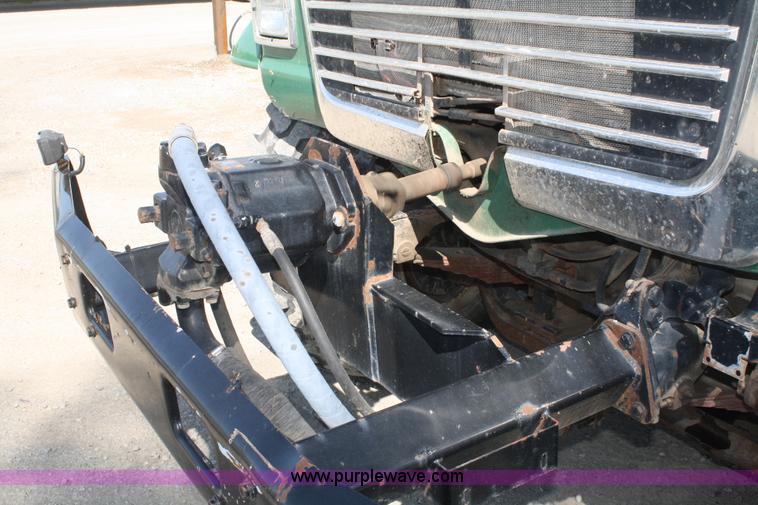 image for item B6524 1996 Ford LN8000 Loral Air Max fertilizer truck