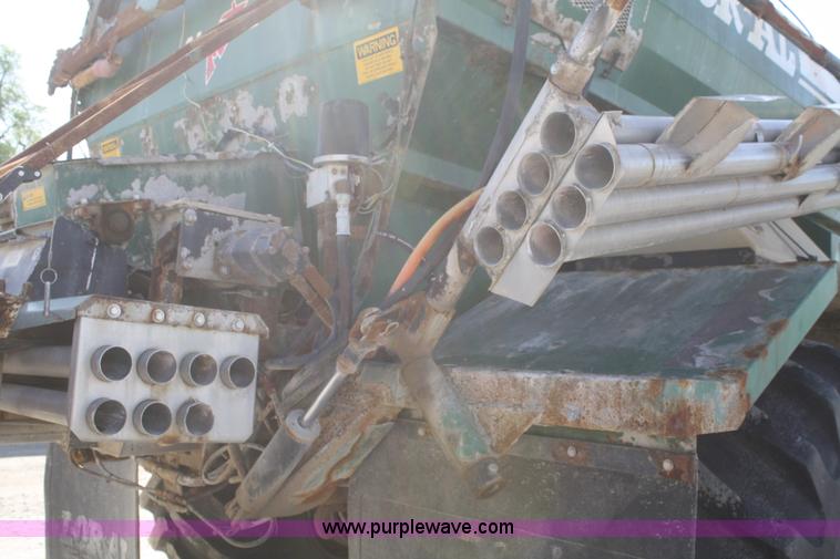 image for item B6524 1996 Ford LN8000 Loral Air Max fertilizer truck