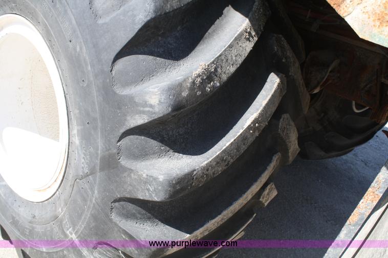 image for item B6524 1996 Ford LN8000 Loral Air Max fertilizer truck